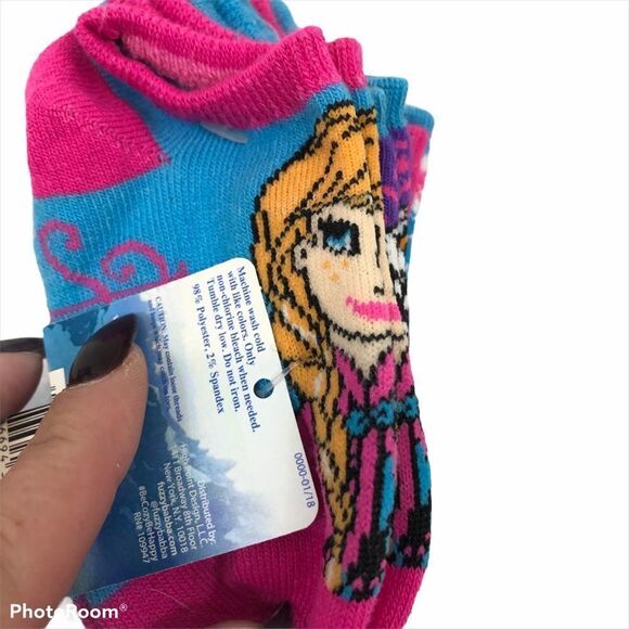 Brand new Pack of 5 Pairs of Girls‎ Frozen Socks - Picture 4 of 10